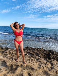 Yesica colombiana en torrevieja