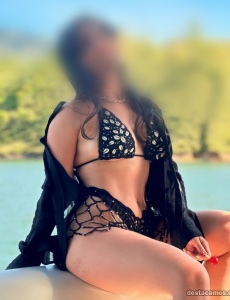 Martina auténtica bombón esperando por ti