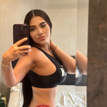 Latina ardiente lista para alegrarte el día!, Alicante
