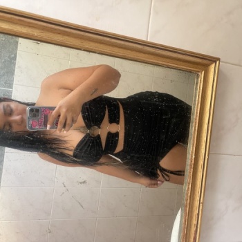 Hermosa colombiana fiestera complaciente y amorosa, Alicante