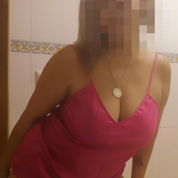 Linda colombiana clara madurita orihuela calle bado, Orihuela