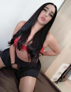 Hola mis amores soy sara novedad en tu ciudad