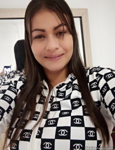 Soy estefany chica atractiva cariñosa y educada