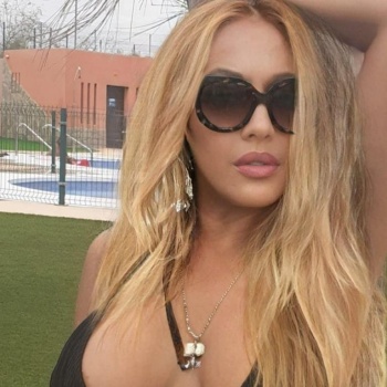 Marlen a 35 a masagista profesional, Torrevieja