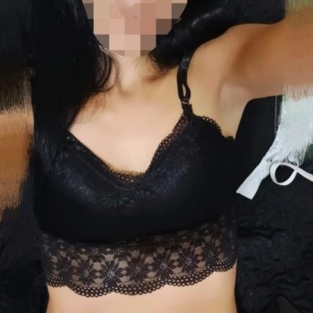 Daniela, Elche
