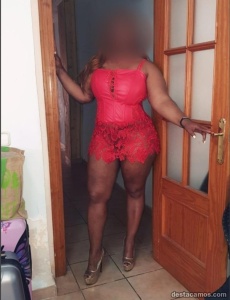 Kamelia 35, dulce, divertida y muy mimosa