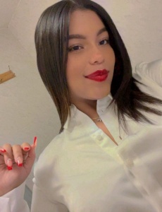 Mariana jovencita quiero divertirme