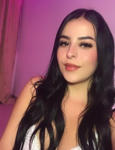 Victoria hermosa latina 100 nueva en la zona...