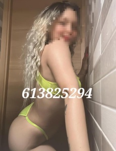 Ultimos dias rubia joven cariñosa e