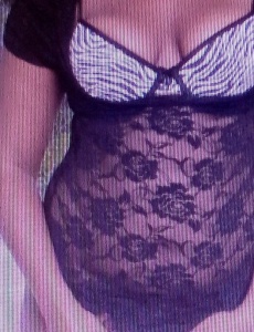 Mulata cariñosa y dedicada que quiere que pases