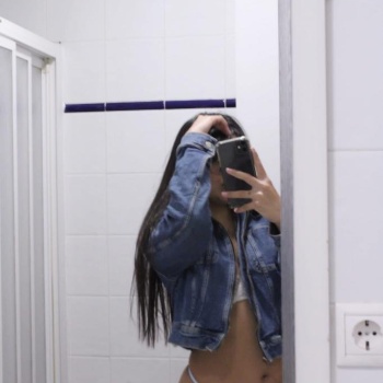 Hola soy maría josé una colombiana con rasgos orientales, Denia