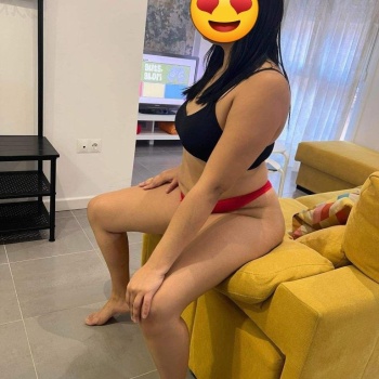 Mariana venezolana con exquisitas curvas, Alicante