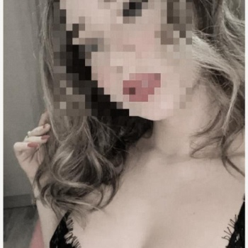 Latina rubia guapa, Alcoy