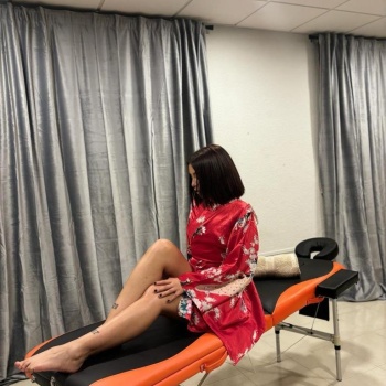 Chloe,masajista relajante espaÑola, Alicante