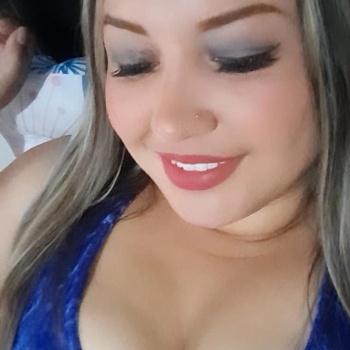 Latina caliente, Campello