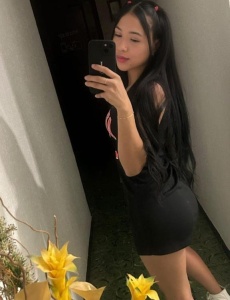 Lou jovencita preciosa, en busca de autenticos hombres