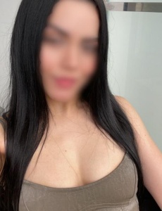 Ariana escort de lujo