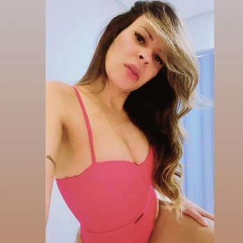 Laura, Alicante