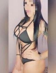 Nueva en elda buscando lindas amistades.. Salidas