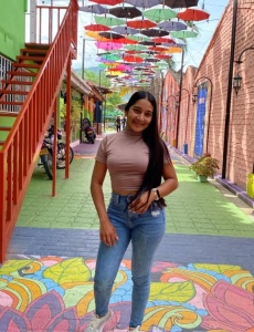 Sintia jovencita colombiana