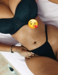 Morenita dulce colombiana