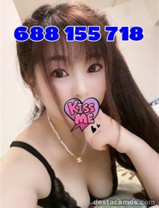 Joven guapas nuevas orientales asiaticas simpaticas foto real