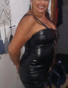 Yaneth a partir de 30!! Date un caprichito