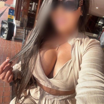 Daniela diosa colombiana, Alicante