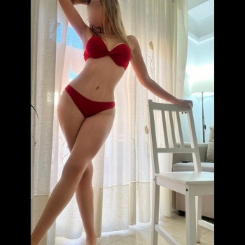 Hermosa latina de paso por torrevieja, Torrevieja