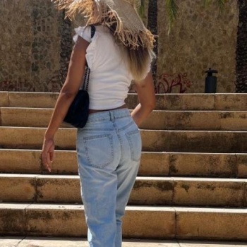 Anna 26 años, atractiva, extrovertida y muy divertida, Alicante