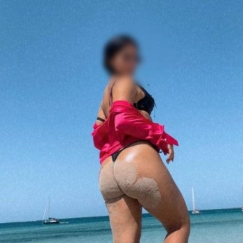 Jovencita colombiana torre vieja, Alicante