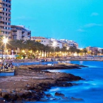 Para chica independiente ️, Torrevieja
