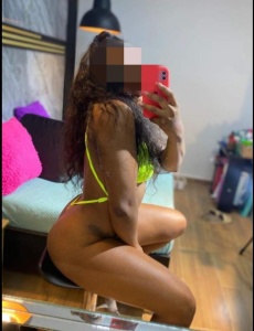 Soy muy candela erótica bebé para darte muchpación