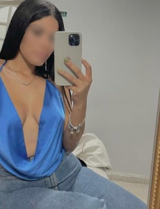 Jovencita morena espaÑola 20 aÑos