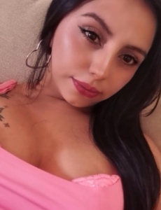 Soy una exclusiva chica joven, bella y