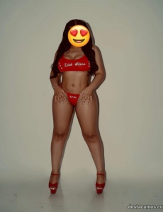 Lina una chica joven que te hara vivir experiencias unicas** benidorm
