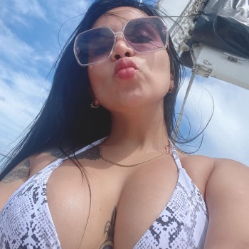 Solo placer y cachondeo latino, Denia