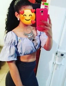 Chica espectacular recién llegada a elda