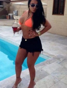 Brasileña 28 años, en denia puerto