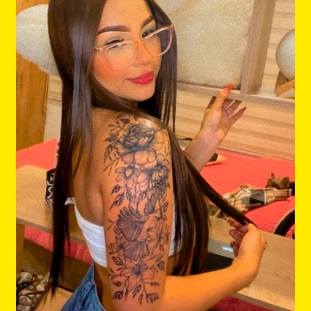 !NOVEDAD  ! LUNA GUAPA JOVEN COLOMBIANA  .ELCHE, Elche