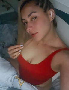 Estrella latina caliente novedad!!
