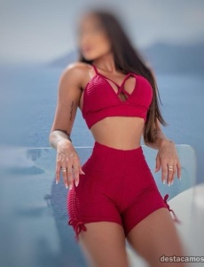 Portuguesa espectacular en elche luna