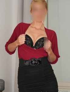 Hola...Soy guapisima y divertida.Si quieres conocer a una