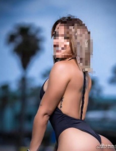 Rubia latina particular nueva en la zona