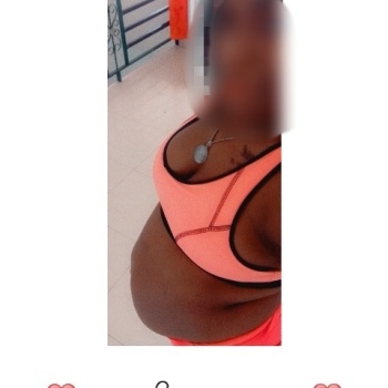 Boom novedad bella embarazada con mucha leche en las tetas, Elche