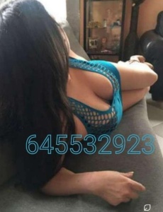 Española masajista carismática