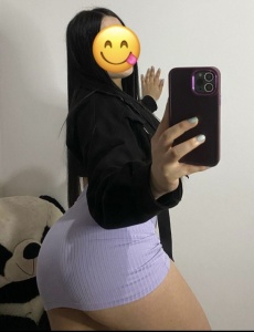 Hermosa latina en alicante