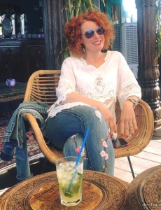 Elena.. Mujer