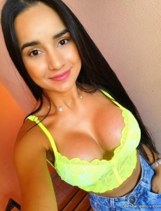 Angy.. Chica guapÍsima!!