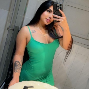 Jovencita aventurera, desplazamientos 24 horas, Denia